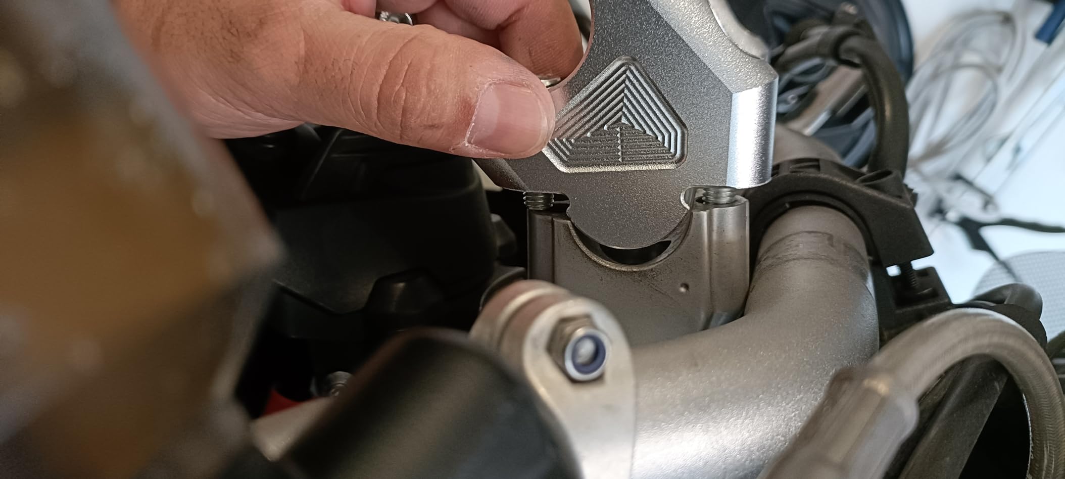 OUKENS rialzo manubrio moto BMW R1200GS 30mm alluminio 2pz