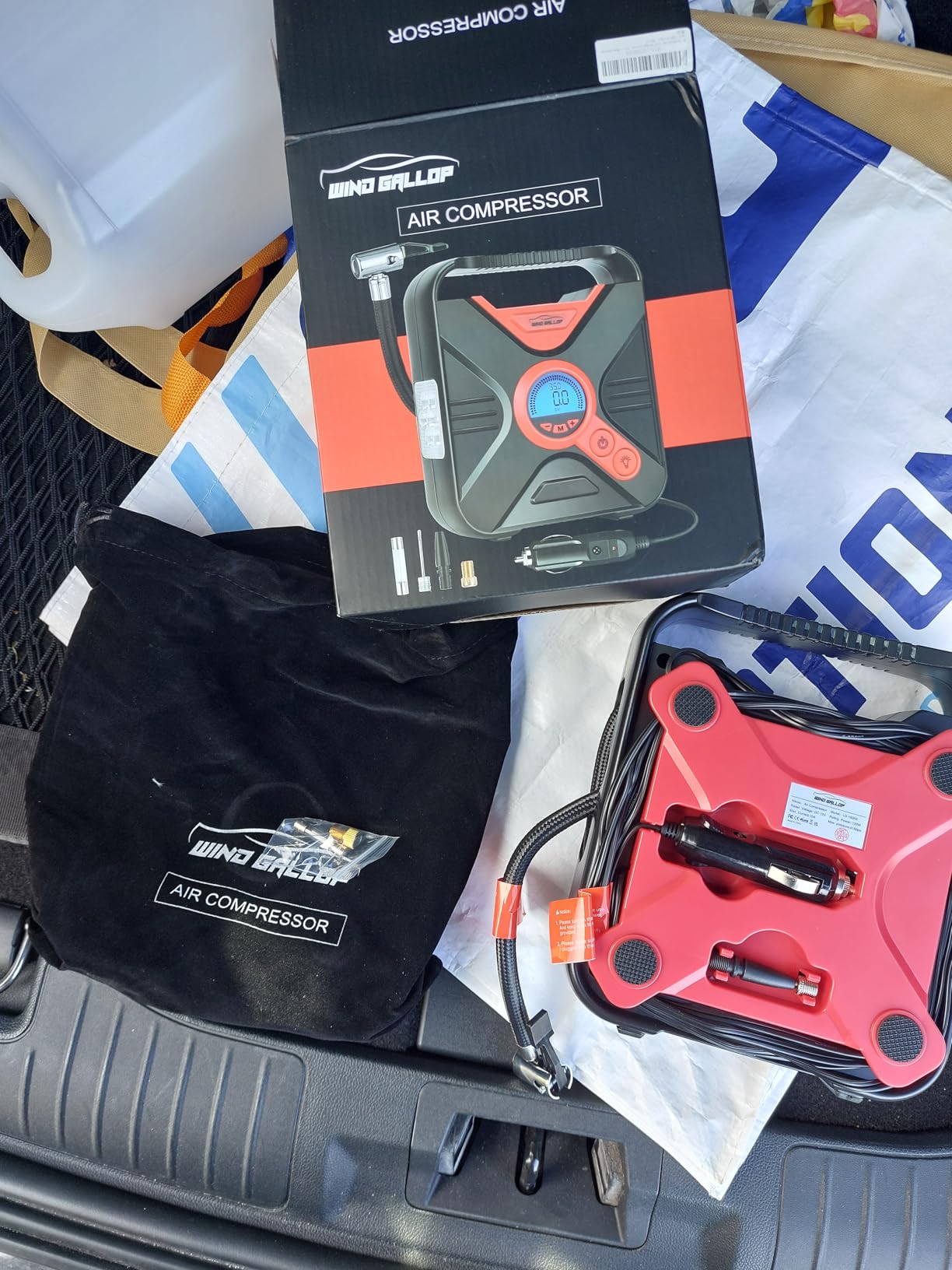 WindGallop Compressore Aria Auto Portatile 12V LCD LED